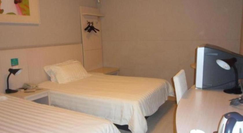 Jinjiang Inn Shanghai Tongji University Экстерьер фото